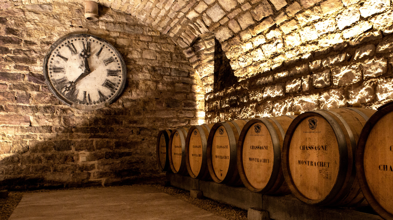 Le Fût de Chêne : Fabrication, Bousinage et Impact sur le Vin